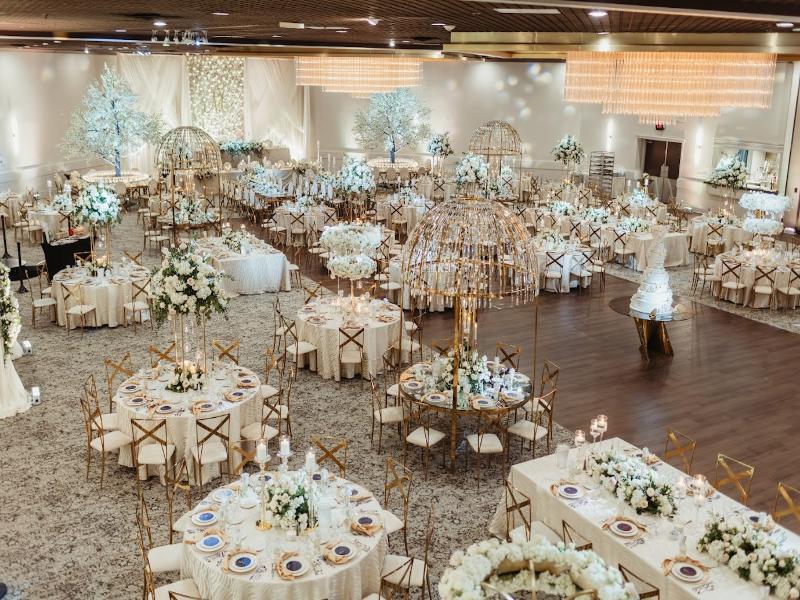 Are There Any Upscale Venues Near Me in Livonia, MI?