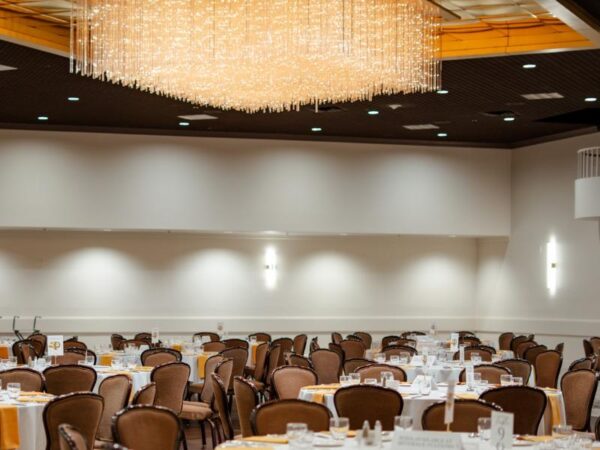 Why Professional Catering & Reception Hall Rentals Go Hand in Hand