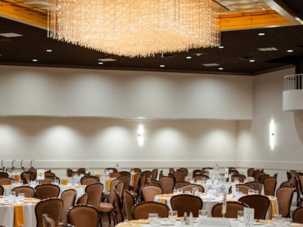 Experience Effortless Hosting at the Best Party Venue in Livonia, MI: Laurel Manor