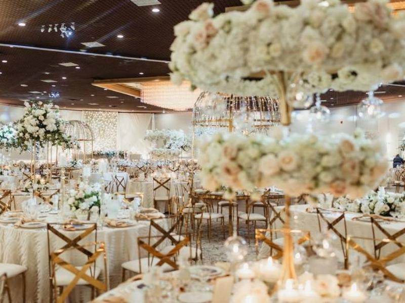 Premier Wedding Reception Venue Near Detroit: Laurel Manor